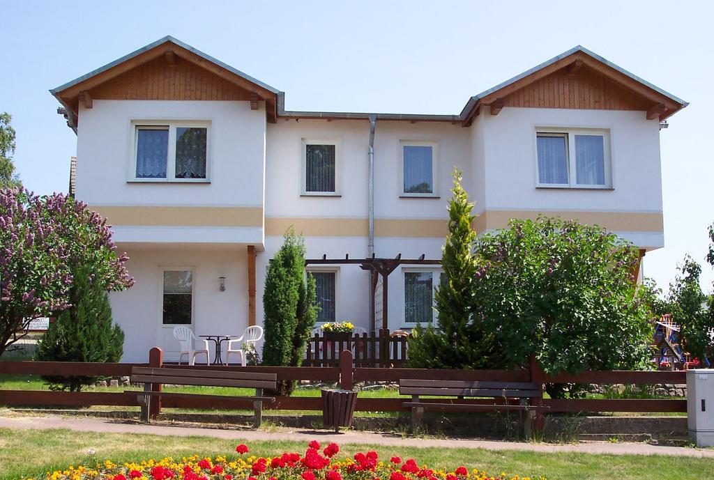 Pension Voss Uckeritz Exterior photo